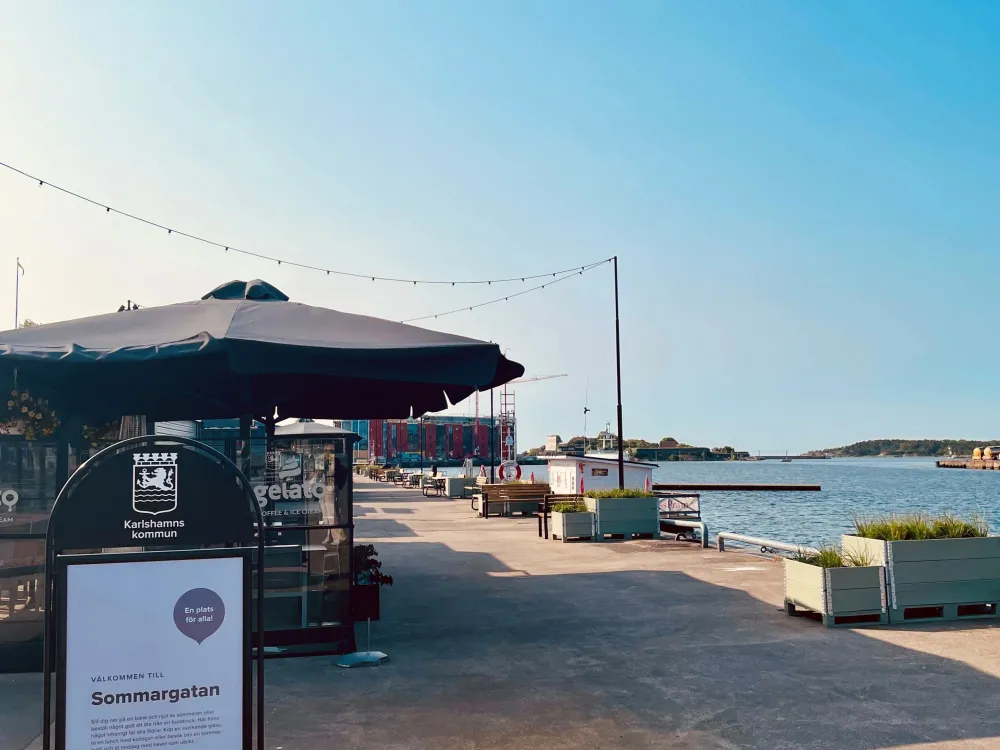 Musik och DJ på sommargatan