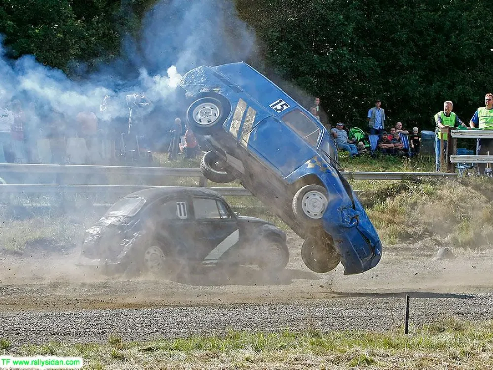 Folkrace på Hokabanan