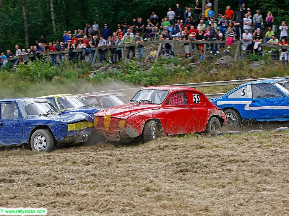 Folkrace på Hokabanan